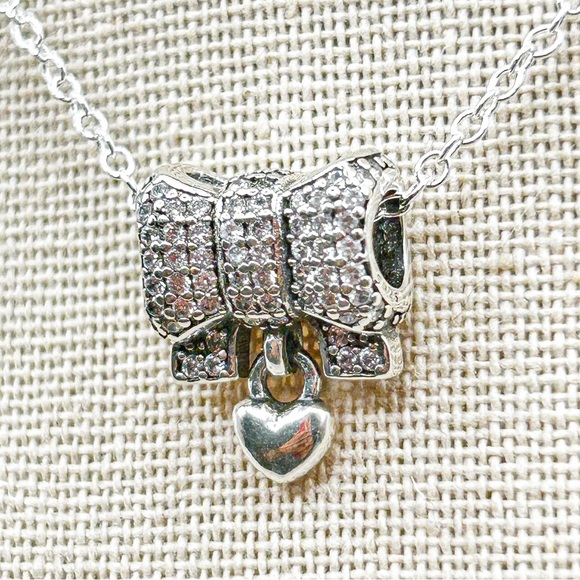 NWOT Sterling silver pave bow with dangling heart charm pendant necklace 18” - Picture 8 of 9